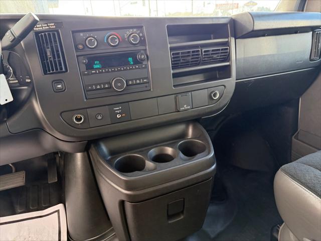 2022 Chevrolet Express Cargo Van RWD 2500 Regular Wheelbase WT
