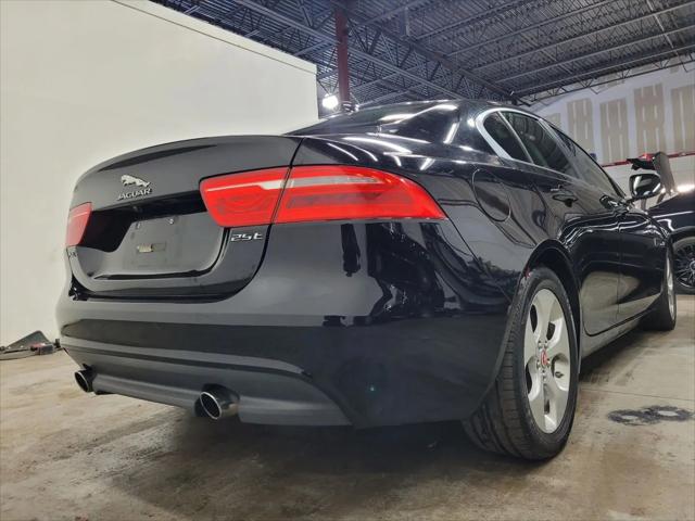 2017 Jaguar XE 25t