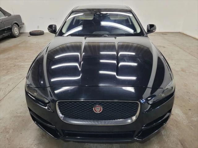 2017 Jaguar XE 25t