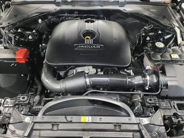 2017 Jaguar XE 25t