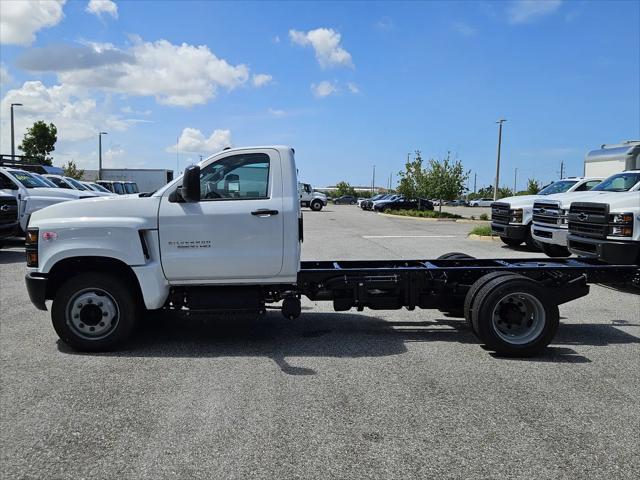 2024 Chevrolet Silverado 6500HD 1WT