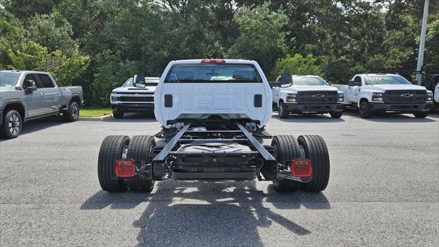 2024 Chevrolet Silverado 6500HD 1WT
