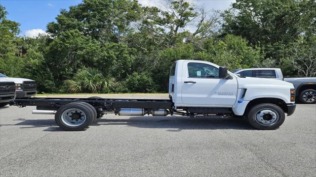 2024 Chevrolet Silverado 6500HD 1WT