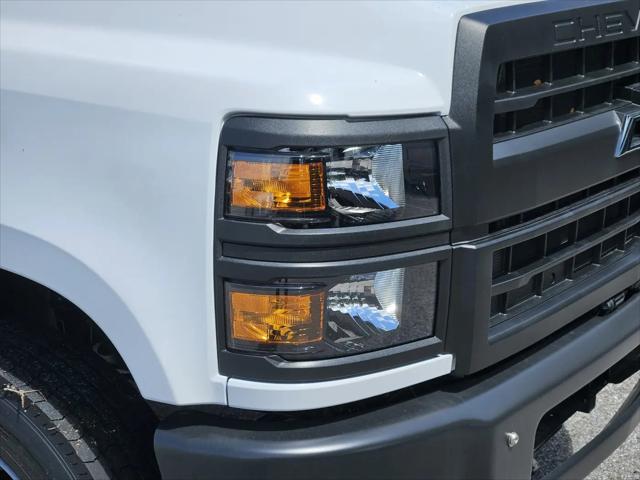 2024 Chevrolet Silverado 6500HD 1WT