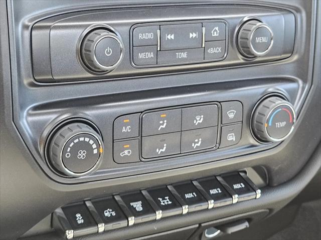 2024 Chevrolet Silverado 6500HD 1WT