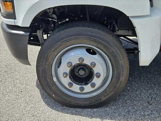 2024 Chevrolet Silverado 6500HD 1WT