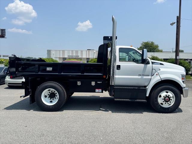 2025 Ford F-650 Base