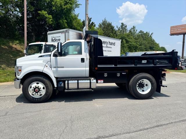 2025 Ford F-650 Base
