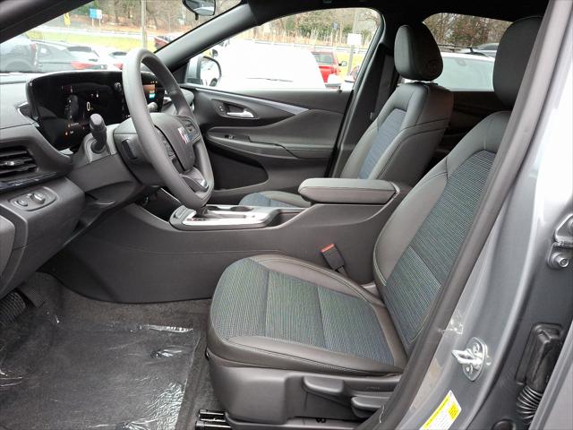 2025 Buick NV Preferred FWD