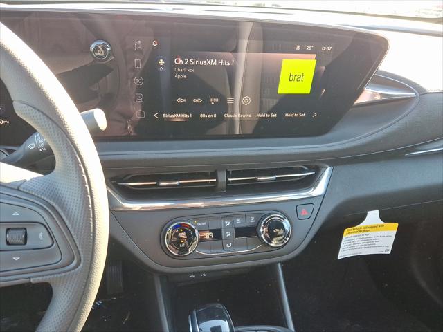 2025 Buick NV Preferred FWD