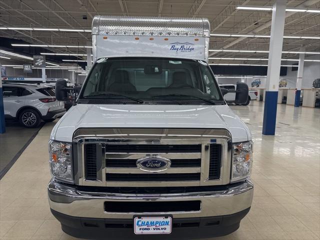 2025 Ford E-350 Cutaway Base