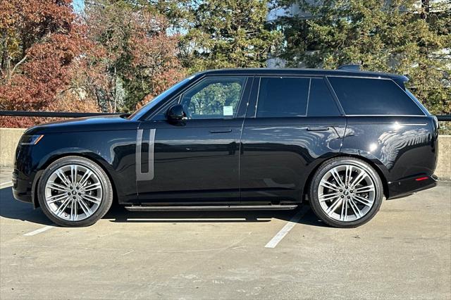 2025 Land Rover Range Rover P530 SE