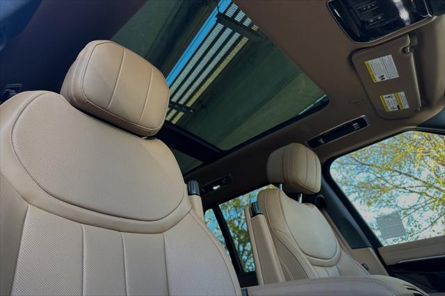 2025 Land Rover Range Rover P530 SE