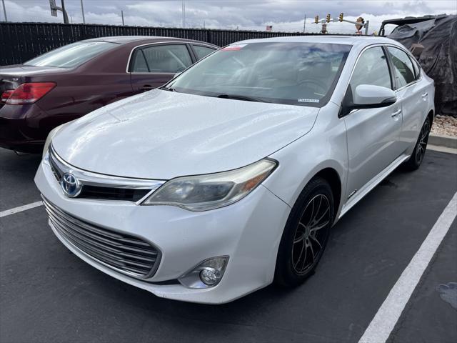 2013 Toyota Avalon Hybrid