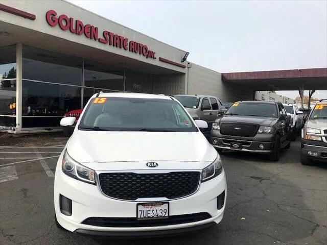 2015 Kia Sedona LX