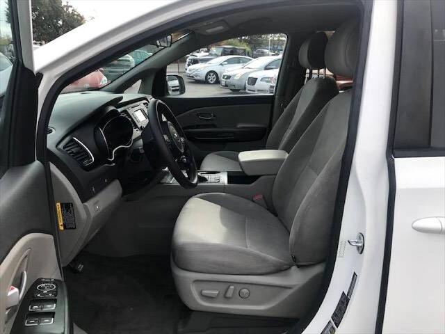 2015 Kia Sedona LX