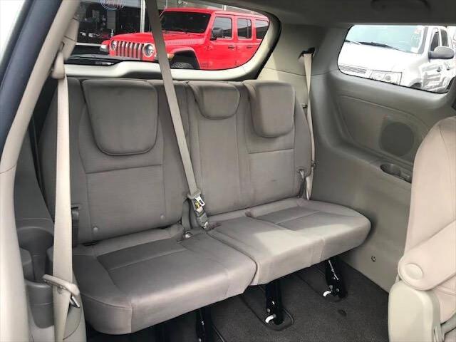 2015 Kia Sedona LX