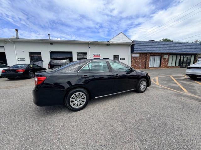 2014 Toyota Camry LE