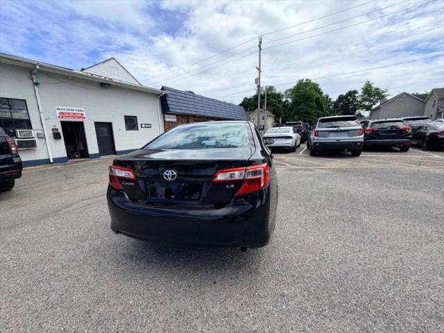 2014 Toyota Camry LE