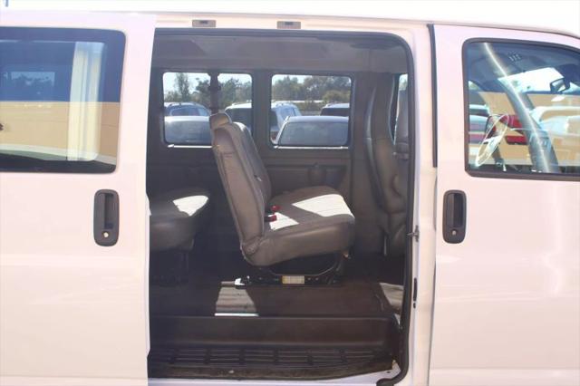 2019 Chevrolet Express LT