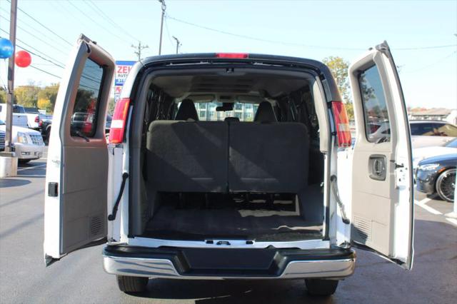 2019 Chevrolet Express LT
