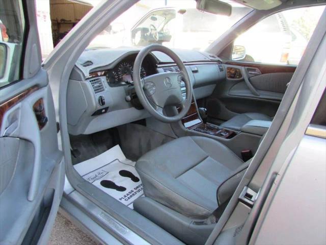 2001 Mercedes-Benz E 320 E 320 Sedan 4D