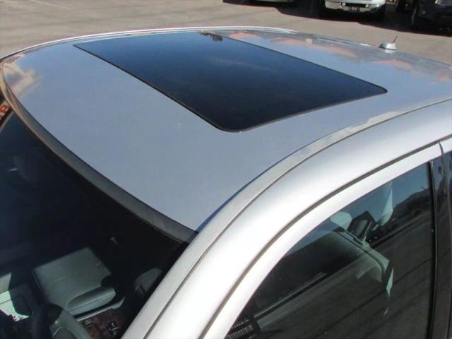 2001 Mercedes-Benz E 320 E 320 Sedan 4D
