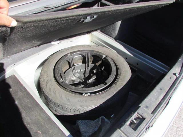 2001 Mercedes-Benz E 320 E 320 Sedan 4D