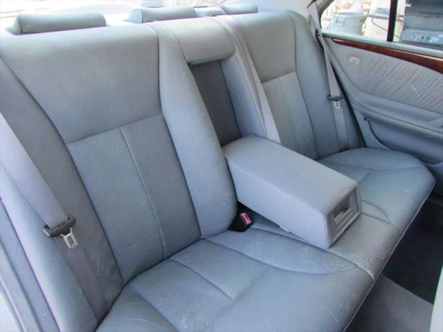 2001 Mercedes-Benz E 320 E 320 Sedan 4D