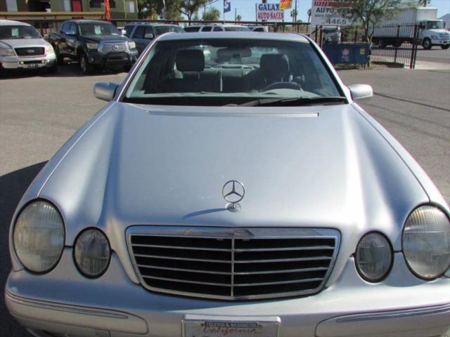 2001 Mercedes-Benz E 320 E 320 Sedan 4D