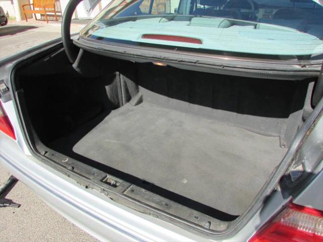 2001 Mercedes-Benz E 320 E 320 Sedan 4D