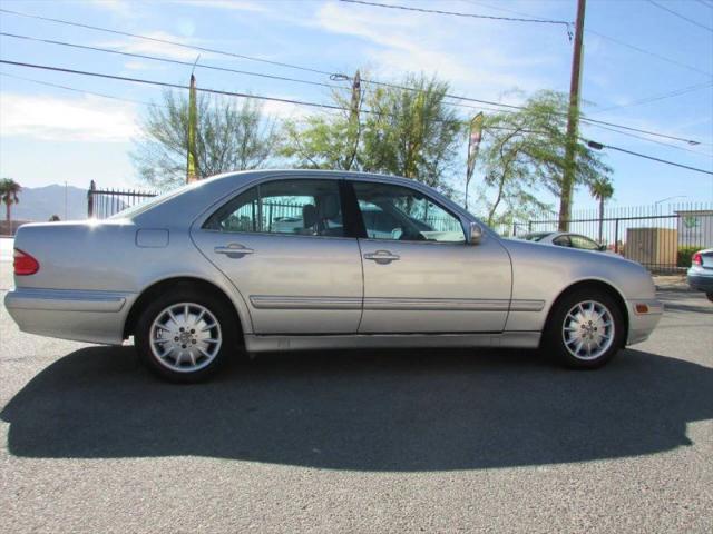 2001 Mercedes-Benz E 320 E 320 Sedan 4D