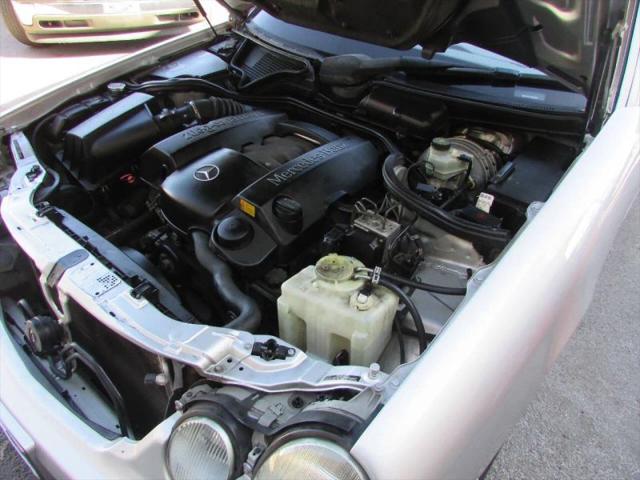 2001 Mercedes-Benz E 320 E 320 Sedan 4D
