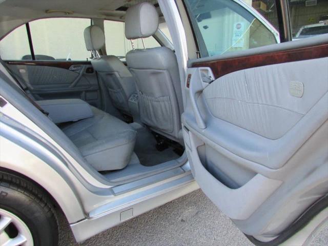 2001 Mercedes-Benz E 320 E 320 Sedan 4D