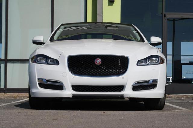 2019 Jaguar XJ R-Sport