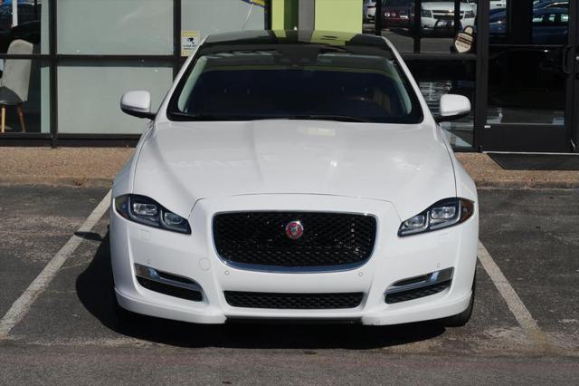 2019 Jaguar XJ R-Sport