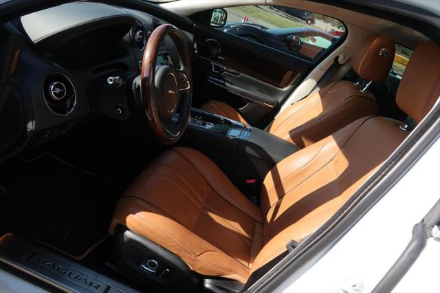 2019 Jaguar XJ R-Sport