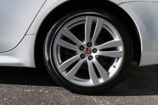2019 Jaguar XJ R-Sport