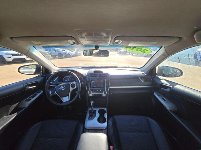 2014 Toyota Camry SE
