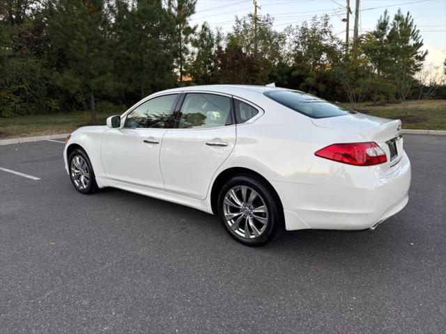 2012 INFINITI M37 M37x Sedan 4D