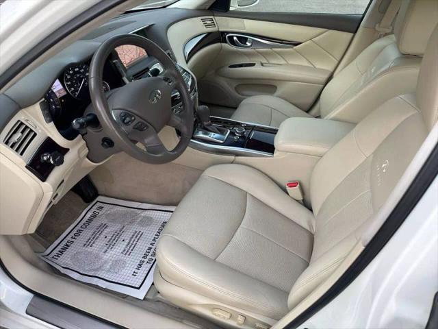 2012 INFINITI M37 M37x Sedan 4D