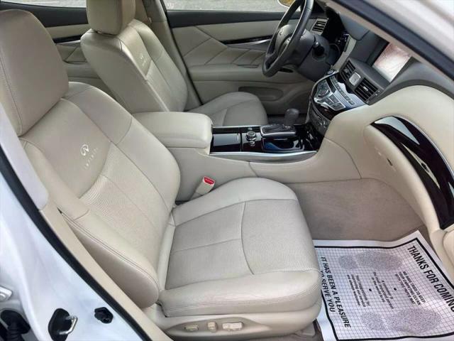 2012 INFINITI M37 M37x Sedan 4D
