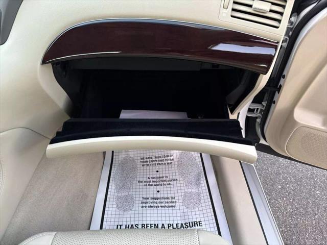 2012 INFINITI M37 M37x Sedan 4D