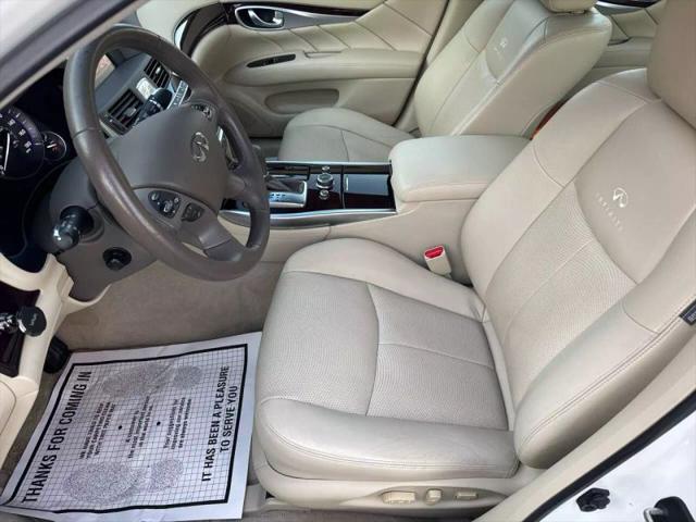 2012 INFINITI M37 M37x Sedan 4D