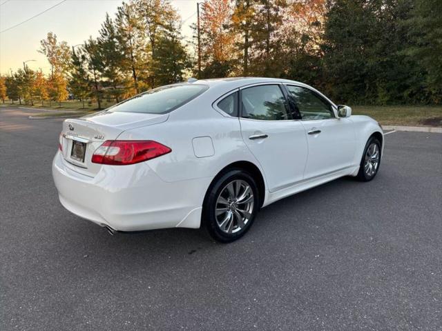 2012 INFINITI M37 M37x Sedan 4D