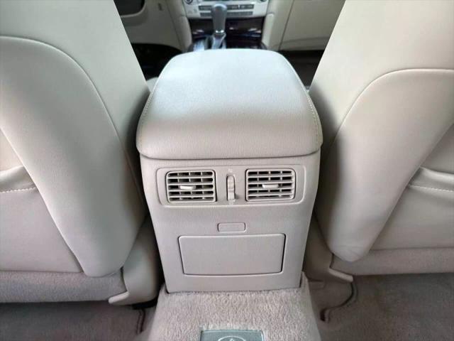 2012 INFINITI M37 M37x Sedan 4D