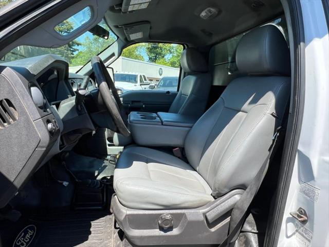2012 Ford F-550 XL