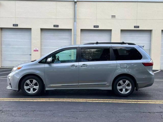 2018 Toyota Sienna LE 8 Passenger