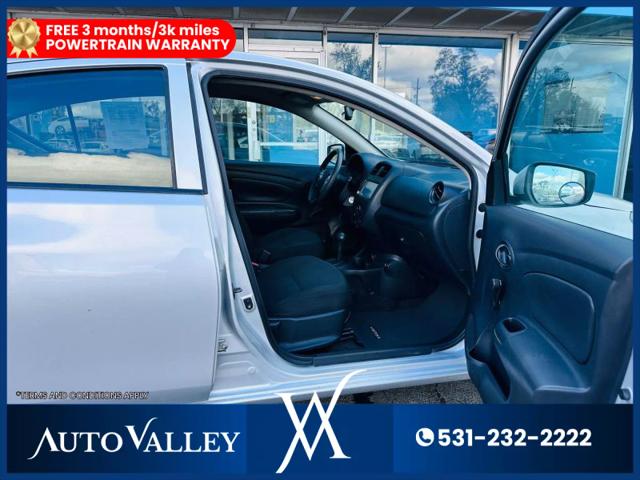 2019 Nissan Versa 1.6 S+