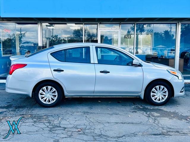 2019 Nissan Versa 1.6 S+